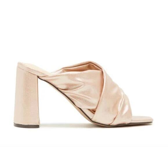 Adrienne Vittadini Sandals Pink Shimmer Faux Leather Block High Heel Mules 8 - Picture 3 of 8